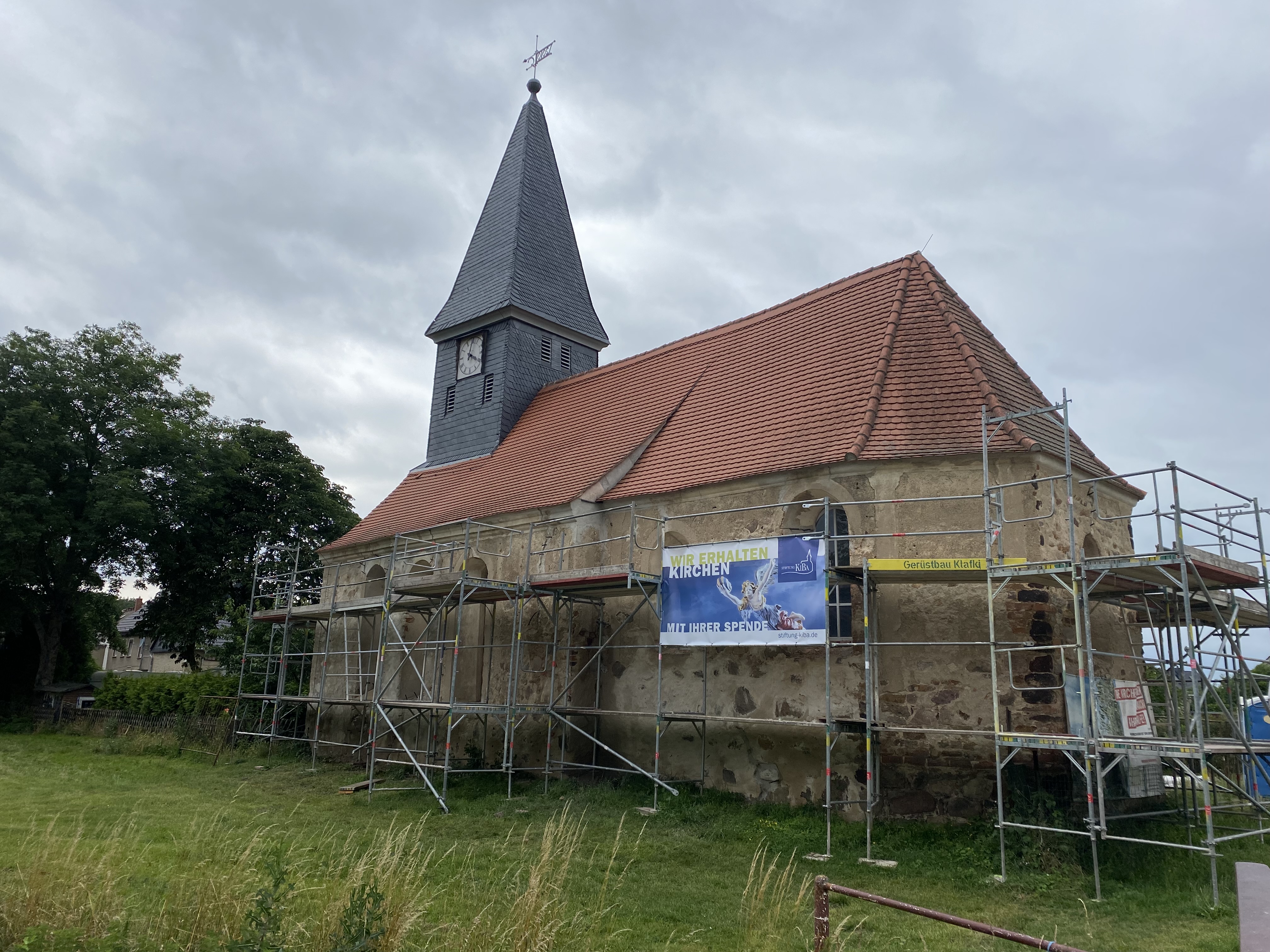 Die Kirche wird von der KIBA unterstützt